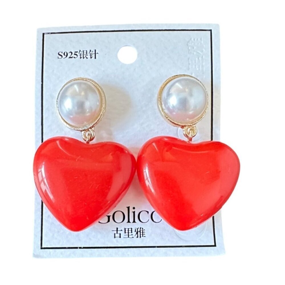 Faux Pearl Studs w/Enamel Luster Red Heart Corozon earrings Flirty party/formal